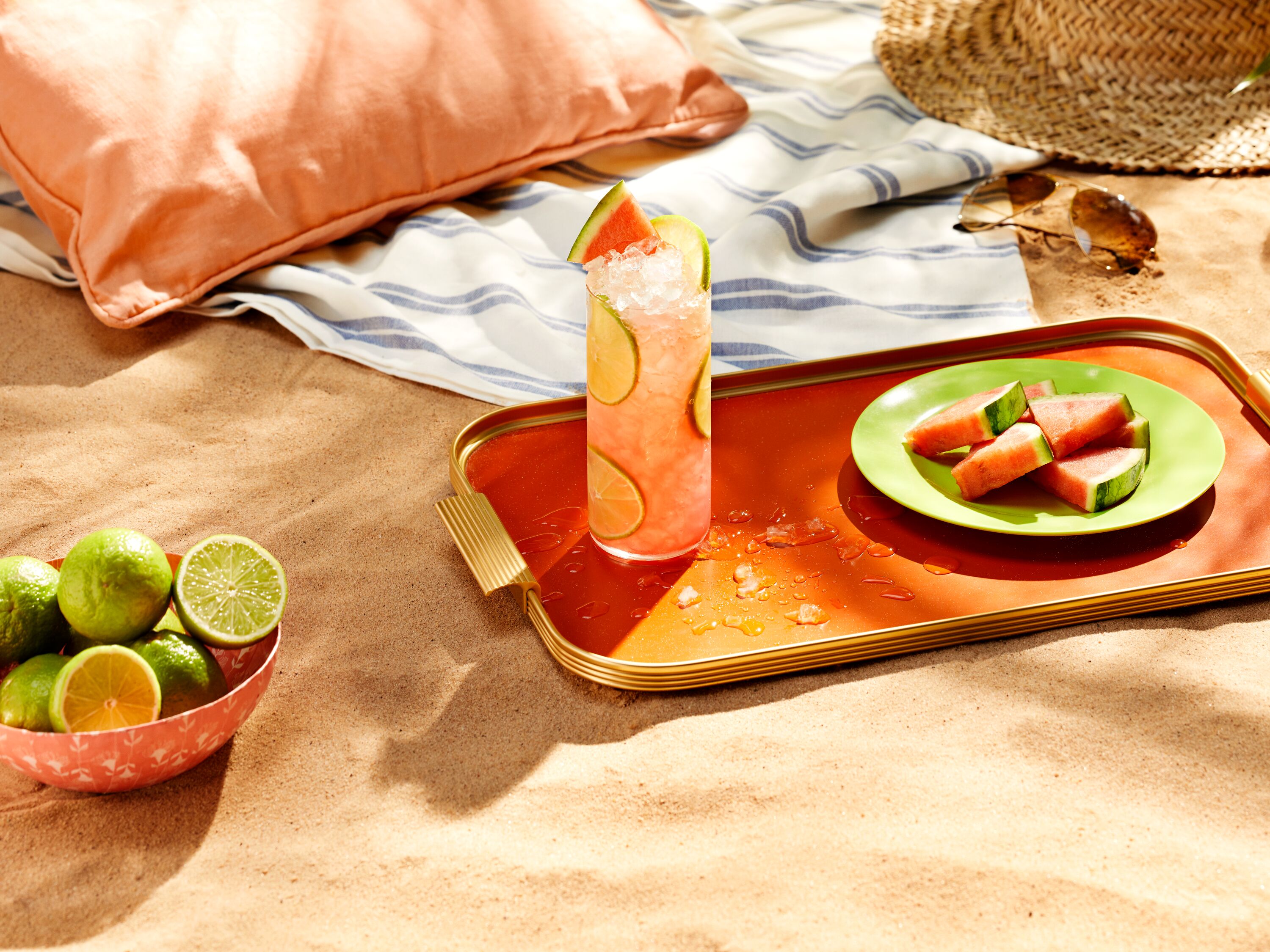 Lime Cooler Rum Cocktail Recipe How to make a Lime Cooler BACARDÍ US