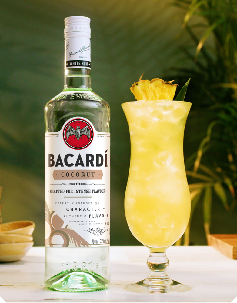 Pina Colada Cocktail Pina Colada Recipe How to make a Pina Colada